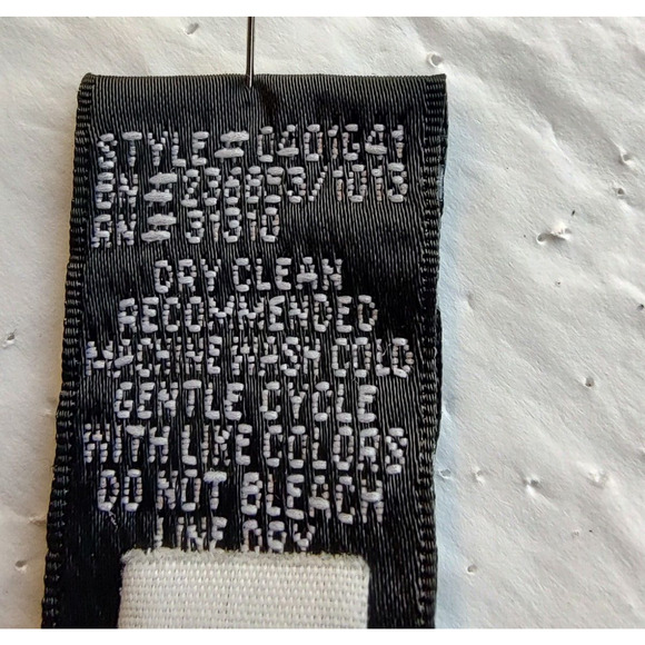 AB Studio Woman's Black White Chiffon Blouse Size M Keyhole Neck Back Slit Hi Lo - Picture 8 of 8